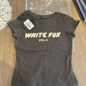 White Fox Boutique off stage baby tee size xs